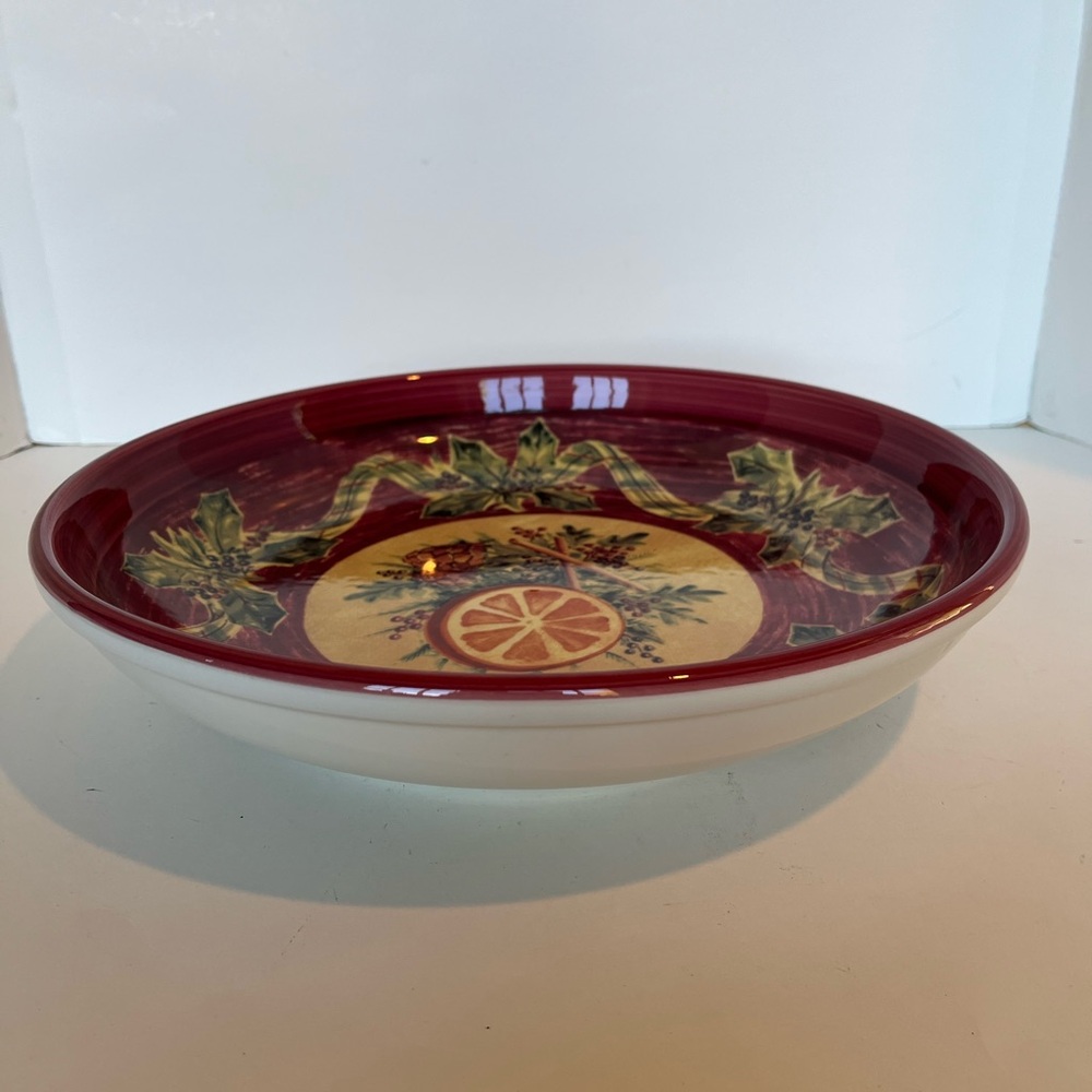Italian Ceramic Pasta Bowl with a Holiday Motif - Picture 5 of 10
